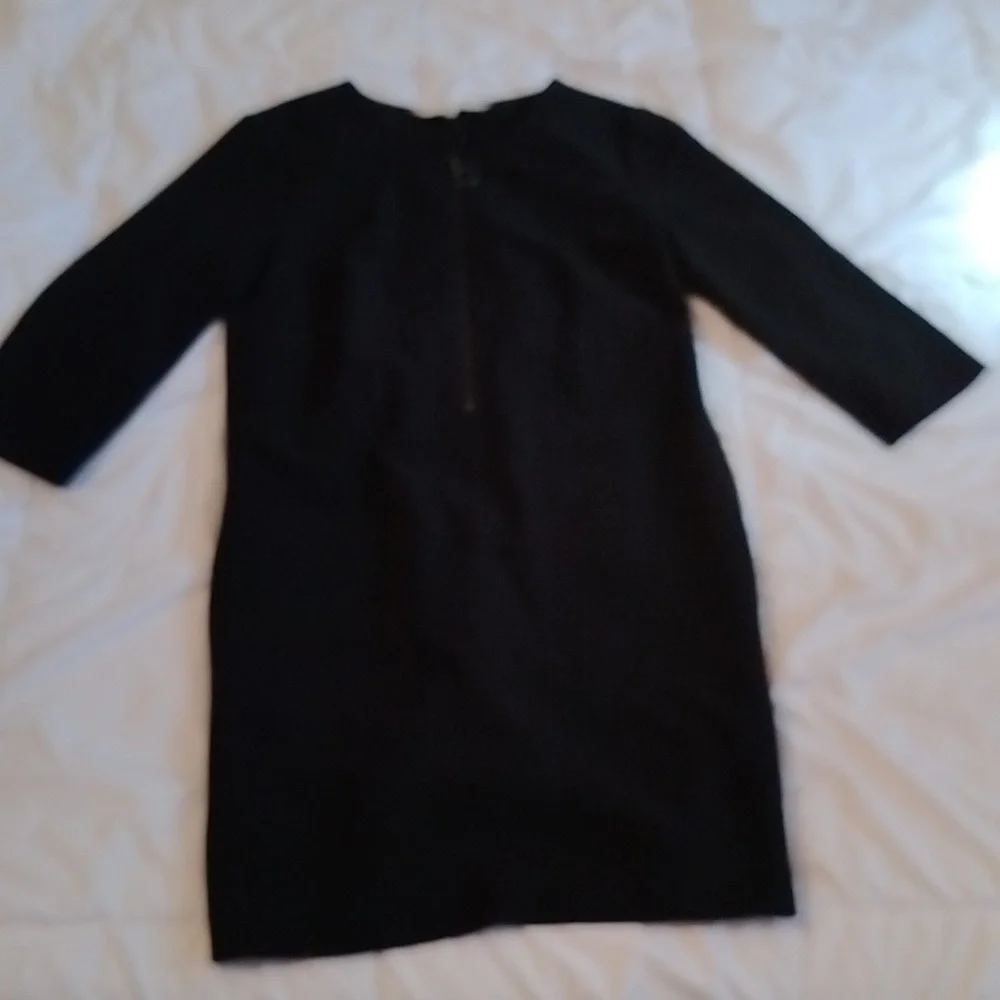 New Trina Turk Black Shift Dress with Accent Zipper - Size 6